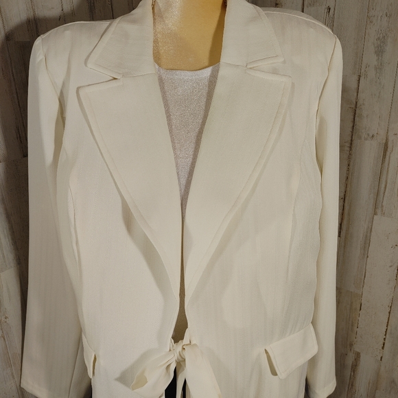 White open tie front long sleeve jacket sz 26 - Picture 5 of 9